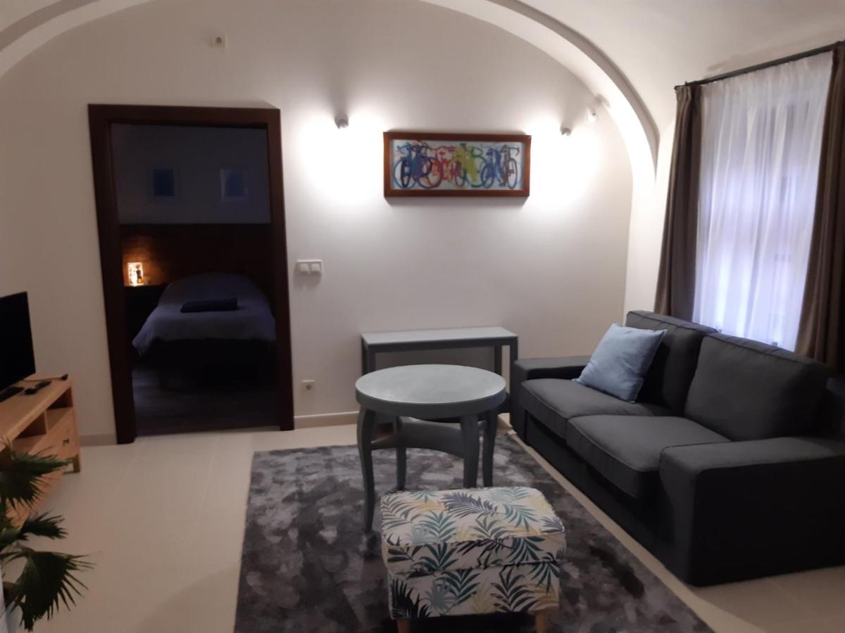 5churches Apartment